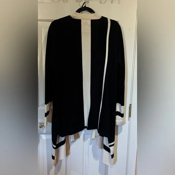 Anne Klein Black/Off White Striped Open Front Sweater Size M - Picture 3 of 8